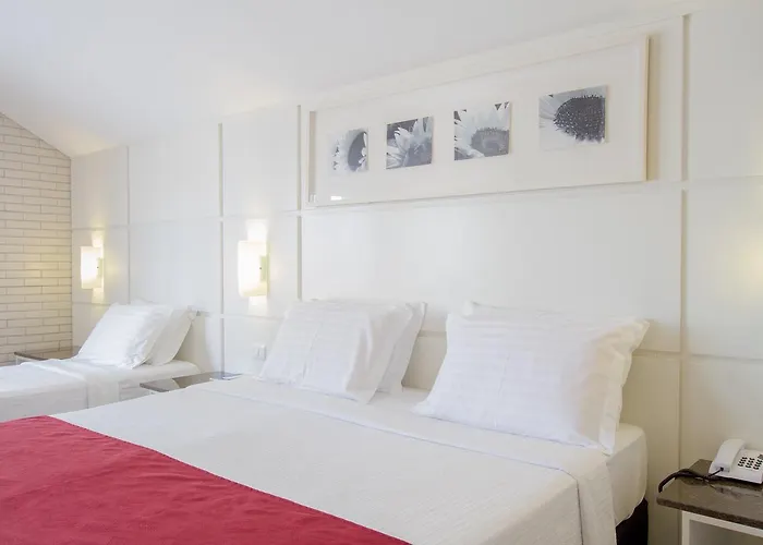 Hotel Confiance Soho Batel